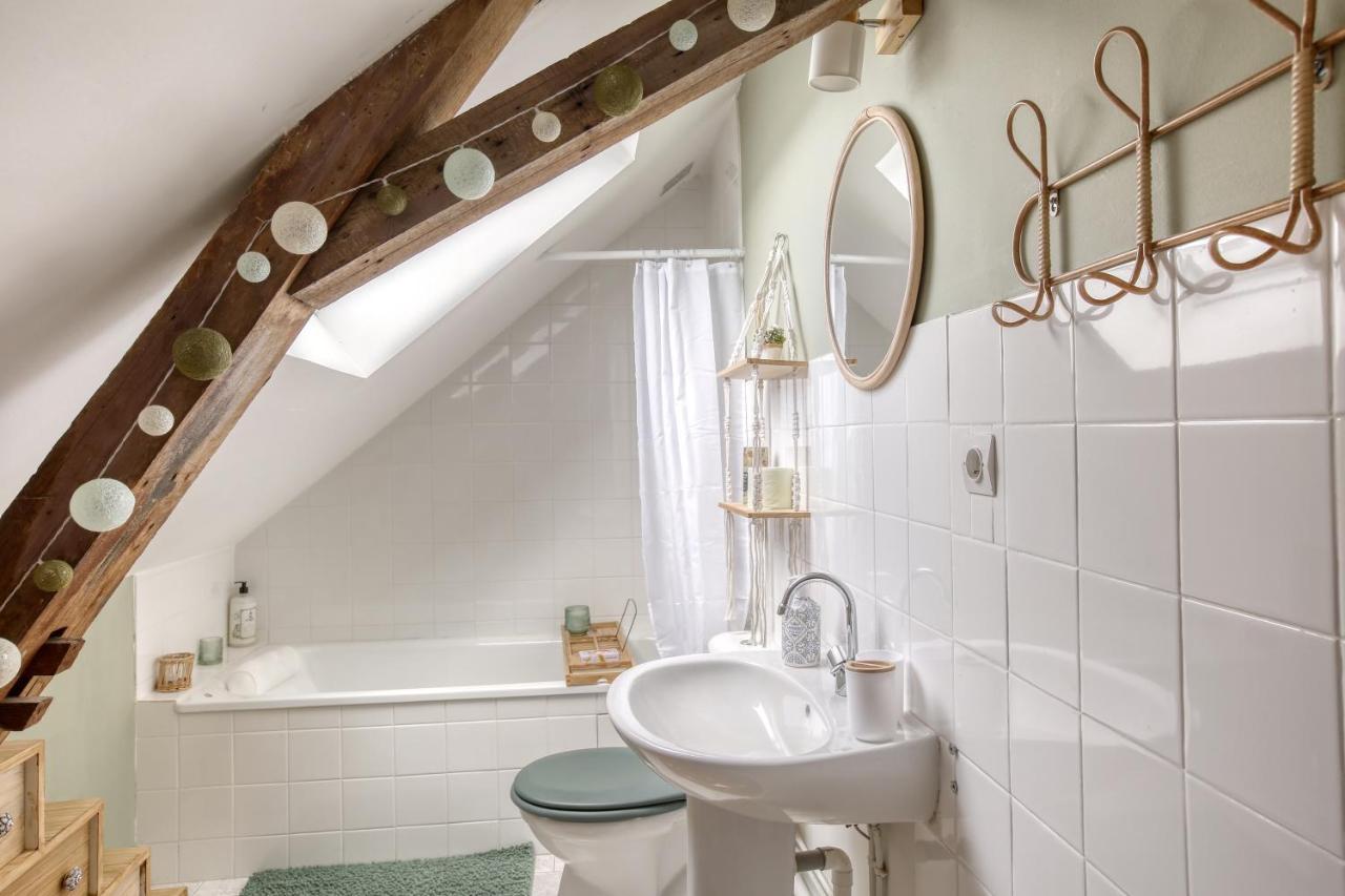 Gite L'Escale - Maison De Charme Chambellay Bagian luar foto